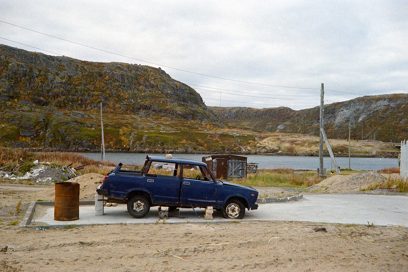 Alexei Jurchenko. Portfolio. VAZ(a) on the side. Teriberka, Murmansk reg., Russia, September 2018