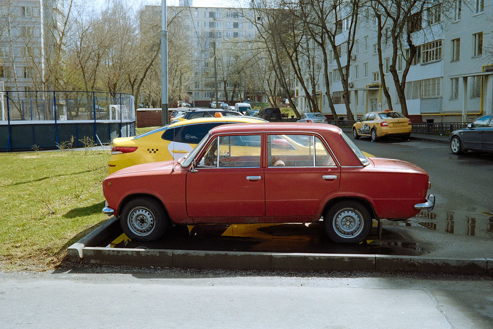 Alexei Jurchenko. Portfolio. VAZ(a) on the side. Moscow, Russia, April 2020