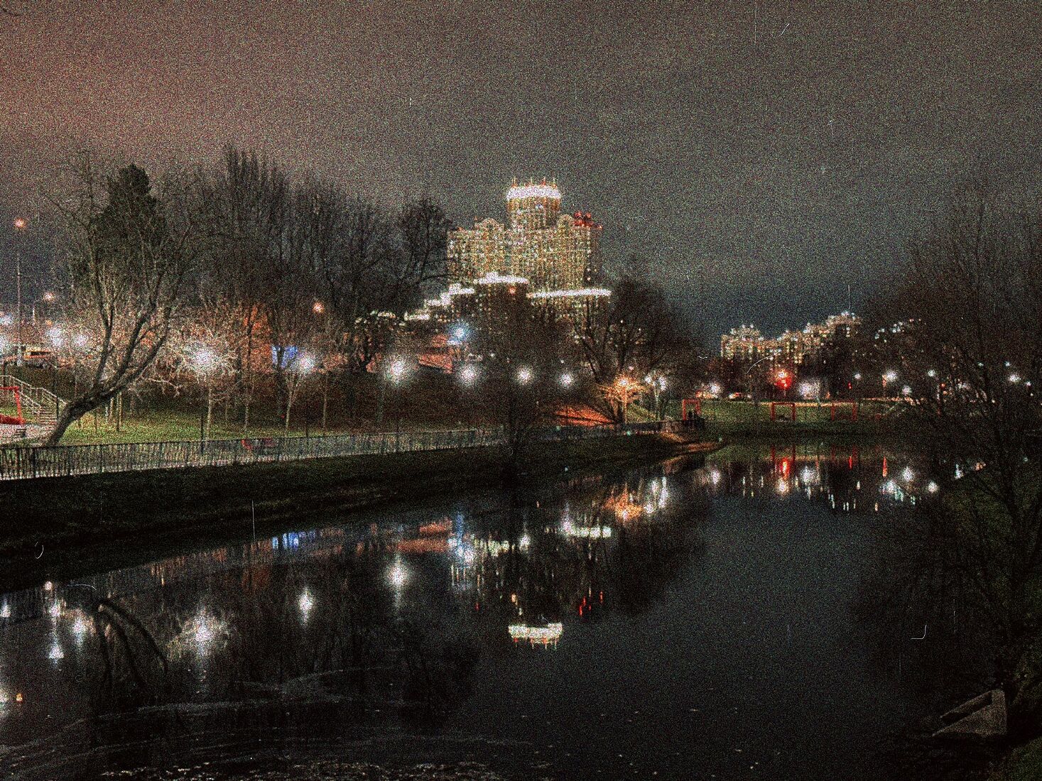 iPhone 14 Pro, Dehancer